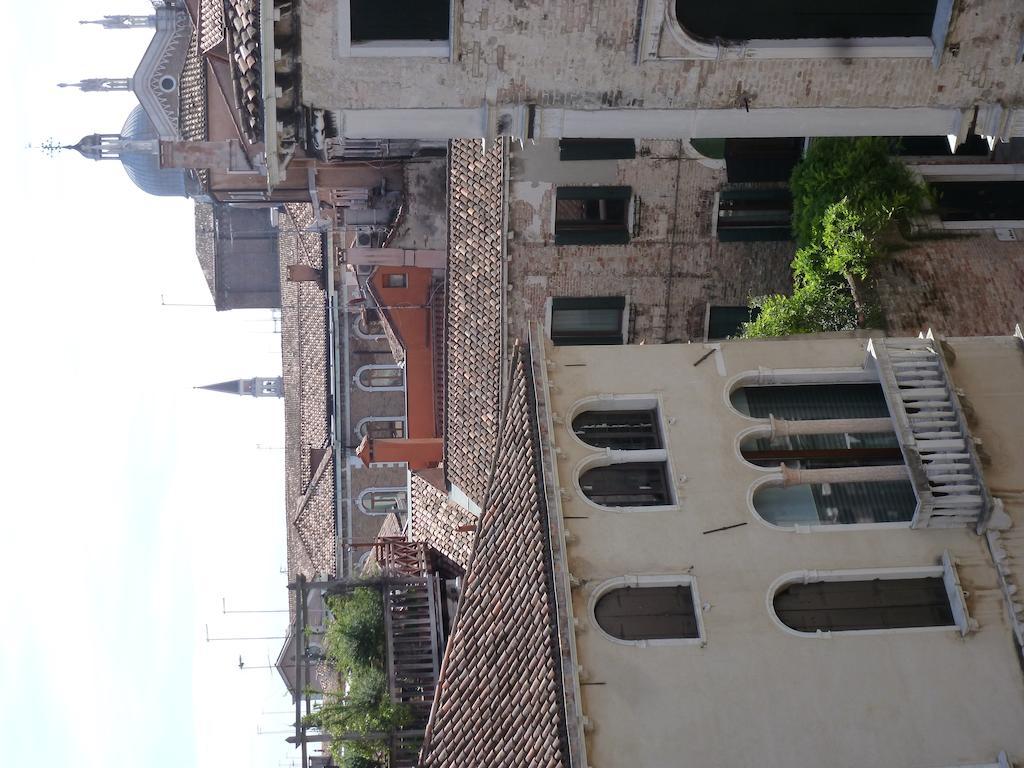B&B La Terrazza Dei Miracoli เวนิส ภายนอก รูปภาพ