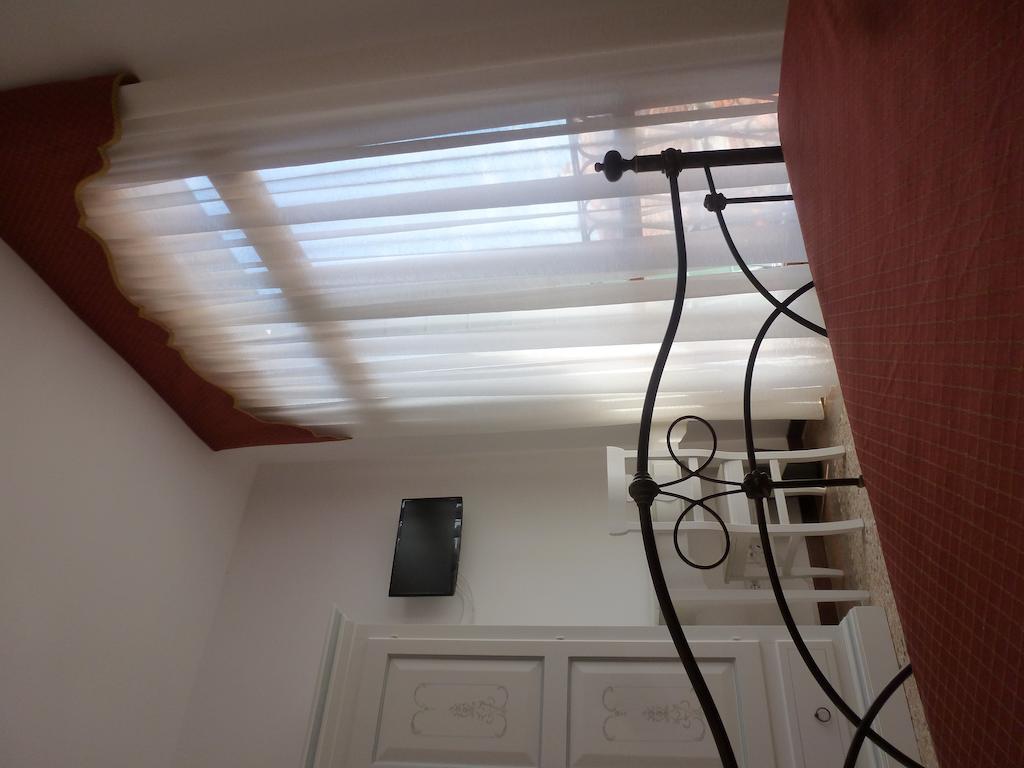 B&B La Terrazza Dei Miracoli เวนิส ภายนอก รูปภาพ