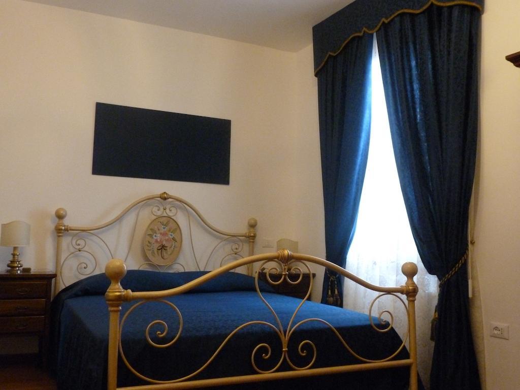 B&B La Terrazza Dei Miracoli เวนิส ห้อง รูปภาพ