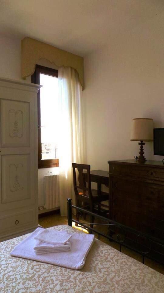 B&B La Terrazza Dei Miracoli เวนิส ภายนอก รูปภาพ